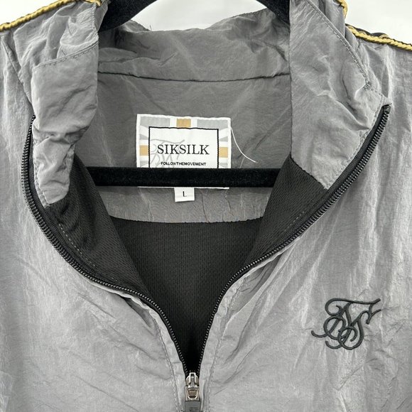 SIKSILK Gray Spellout‎ Stripe Nylon Quarter Zip Jacket Size Large - Picture 2 of 10